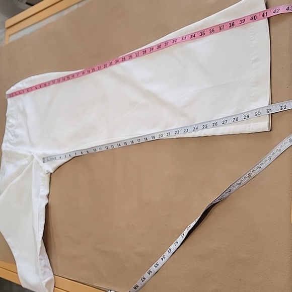 Worthington Size 12 White Slightly Flared Leg Trousers, Gently Used Condition - Picture 9 of 14